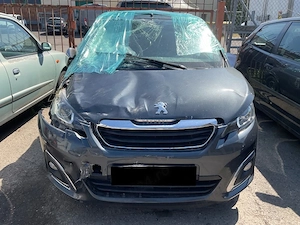 Dezmembrez / dezmembrari piese auto Peugeot 108 an 2018 65.721km motor 1.0 VTi 1KR-FE manual - imagine 6