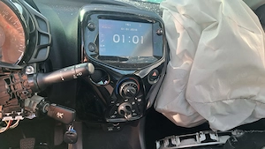 Dezmembrez / dezmembrari piese auto Peugeot 108 an 2018 65.721km motor 1.0 VTi 1KR-FE manual - imagine 8