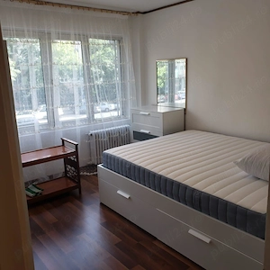Inchiriez Apartament 2 camere in zona Stefan cel Mare - imagine 4