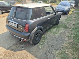 Dezmembrez Mini cooper 1.6 - imagine 2