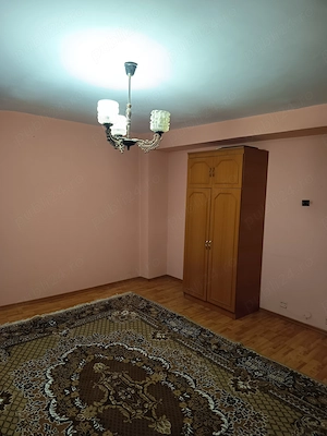 Vînd ap. 2 camere semidecomandat ,etaj 3 4 zona L  ,str .Dunării cu  HCC,ap. este gol ,fara gaze - imagine 7