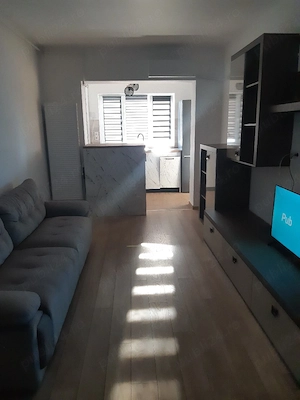 Apartament cu două camere de vânzare  - imagine 2