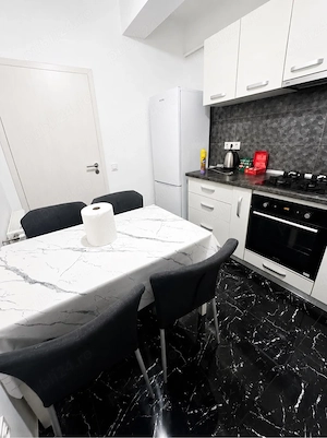 Apartament 2 camere regim hotelier - imagine 2
