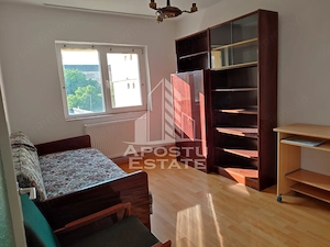 Apartament cu 2 camere de închiriat- centrala proprie, zona Lipovei - imagine 3