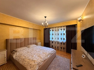Apartament 4 camere, 100 mp, parcare, zona Ultracentral - imagine 2