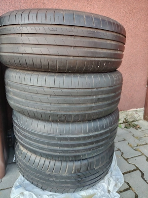Vand cauciucuri de vara 215/55 R 17 !!! - imagine 2