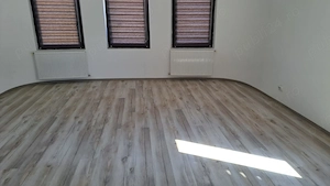Proprietar Inchiriez Spatiu - imagine 6