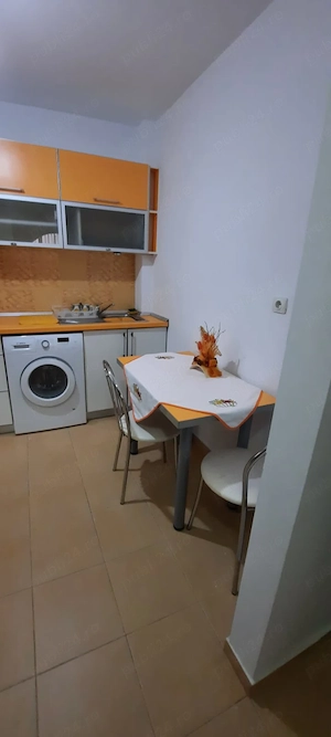 Inchiriez apartament cu 2 camere zona Hurmuzachi - imagine 8