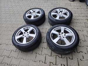 Vand Set roti de vara 225/50R17!!!! 