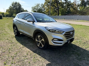Hyundai Tucson 2.0 CRDi 4x4 automat, panoramic   mașina familiei, proprietar - imagine 2