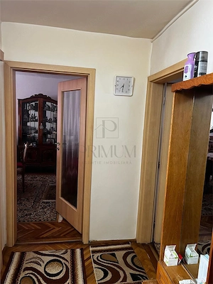 LIPOVEI - ETAJ 1 - 4 CAMERE - 3 BALCOANE - CENTRALA PROPRIE - DECOMANDAT - GARAJ+ BOXA - imagine 15