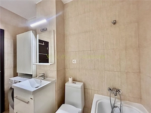 REZERVAT Apartament 3 camere mobilat, decomandat | Sanpetru | Parcare - imagine 16