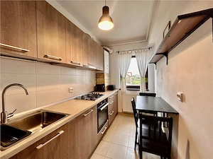 REZERVAT Apartament 3 camere mobilat, decomandat | Sanpetru | Parcare - imagine 3