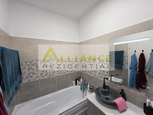 APARTAMENT 2 CAMERE DE VÂNZARE ÎN EXCLUSIVITATE CU CURTE ȘI PARCARE - imagine 11