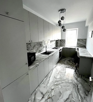  in PLOIESTI ofer CHIRIE apartament decomandat 2 camere - imagine 7