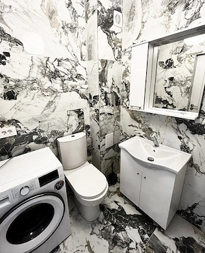  in PLOIESTI ofer CHIRIE apartament decomandat 2 camere - imagine 6