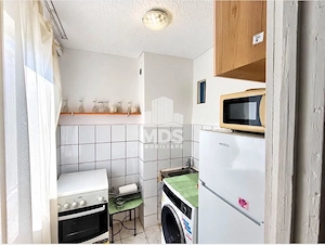 Mobilata si utilata in bloc cu 4 apartamente pe nivel - imagine 3