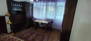 Dau în chirie apartament mobilat cu 2 camere în zona Dacia Rogerius - imagine 2