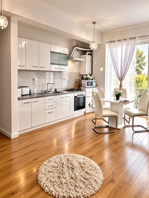 Locul în care „acasă” chiar înseamnă acasă | 2 camere, terasă & parcare | Giroc  - imagine 4