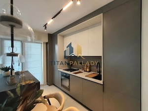 Studio / 47mp / Titan-Pallady / Metrou - imagine 8