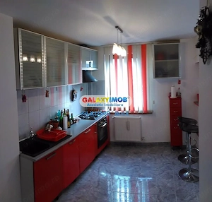 APARTAMENT 3 CAMERE-TITAN - imagine 3