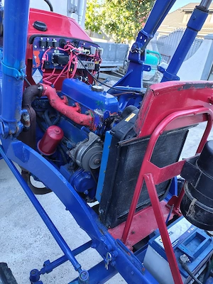 Tractor Renault 57 cu incarcator frontal - imagine 7