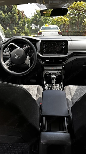 Vând Volkswagen T- Cross 1.5 Tsi - imagine 3