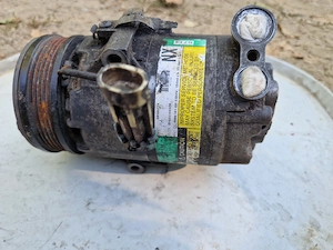 Pompă de clima (compresor) audi 2.0tdi - imagine 2