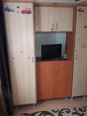 Inchiriere apartament cu 3 camere ,decoomandat - imagine 3