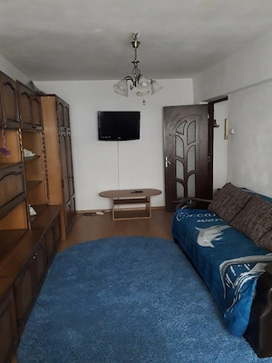 Inchiriere apartament cu 3 camere ,decoomandat - imagine 9