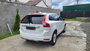 Volvo xc60 din 2015 automat 2.0d 181cp euro 6 cu climatronic  - imagine 3
