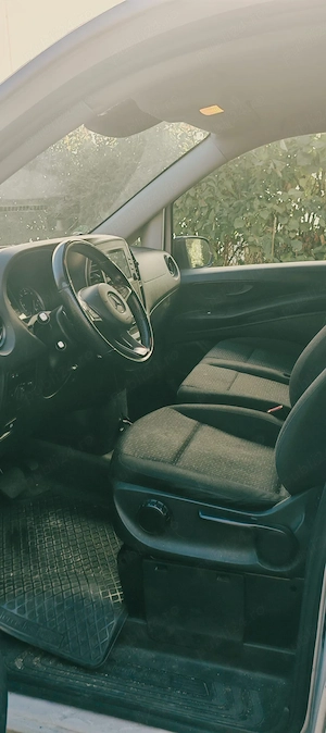 Mercedes-Benz Vito Van Cutie Automată | An 2022| Cameră Marșarier | Euro 6 | Cat. B - imagine 2