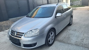 Volkswagen Golf 5 din 2009 1,9tdi cu climatronic 