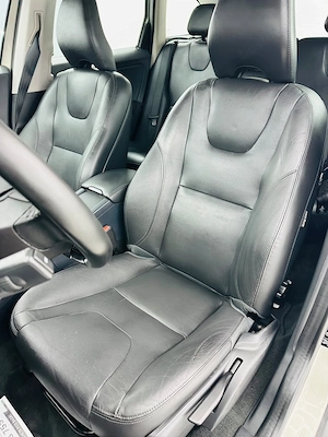 Volvo XC60 - imagine 14