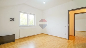 DE VANZARE | 3 CAMERE | CRISTIAN | 72 MP | LOC PARCARE | - imagine 2