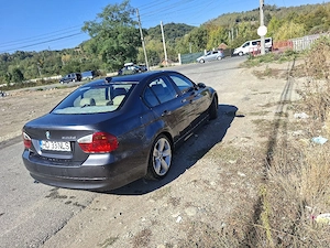 Vînd bmw e90 320d.  - imagine 7