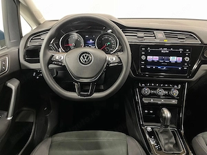 Volkswagen Touran - imagine 6