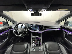 Volkswagen Touareg - imagine 9