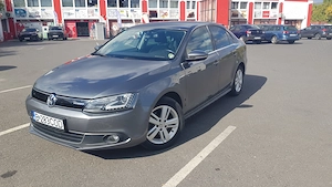 Volkswagen Jetta Hybrid 170 CP - imagine 7