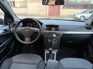 Opel Astra H 1.7 cdti 101 CP   199.000 km   AC   1.790   - imagine 6