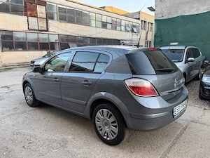 Opel Astra H 1.7 cdti 101 CP   199.000 km   AC   1.790   - imagine 3