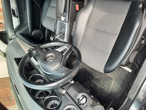 Mercedes Benz C220 an 2013 motor 2.2 diesel cutie manuală 170CP  - imagine 6