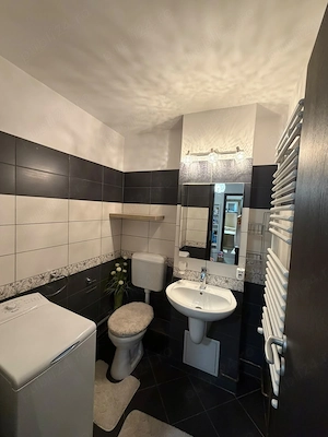 Apartament cu 3 camere, Dorobanților, 2 bai, 82 mp, decomandat, centrala, mobilat, utilat modern - imagine 13