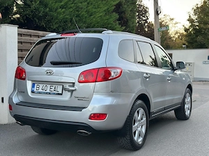 Hyundai Santa Fe  2.2 crdi 4x4  199.000 km  Climatronic 5+1 Trepte Foarte intretinuta - imagine 5