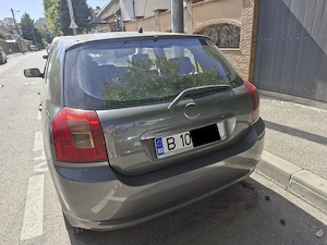 Vând Toyota Corolla - imagine 2