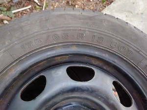Vand roti Logan vara si roti Remorca sau autoturism pe 13
