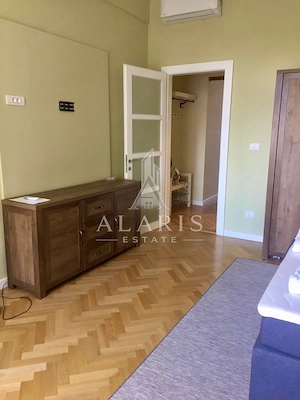 Apartament cu o cameră, Ultracentral, Piața Victoriei - imagine 3