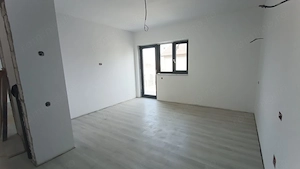 Casa 145mp utili, 450mp teren, 2 fronturi stradale, Balta Verde - imagine 2