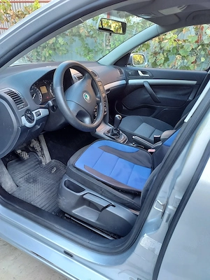Vand Skoda Octavia 2 1.4 mpi - imagine 3