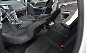 Vând Volvo XC60 2.4 D 4x4 - imagine 4
